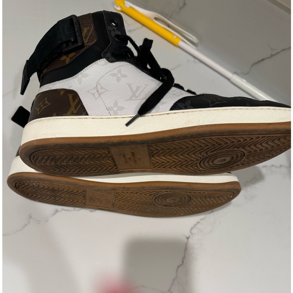 🎈LV Sneakers - Picture 7 of 8